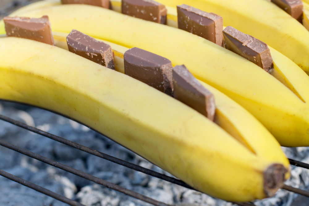 Bananenschiffchen vom Grill - Swissfamily